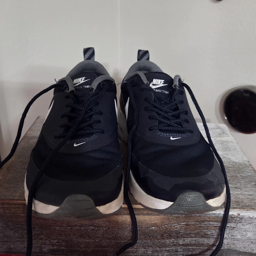 Nike Kids Black and White Sneakers